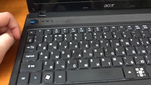 Установка SSD накопителя в ноутбук вместо жесткого диска смотреть онлайн