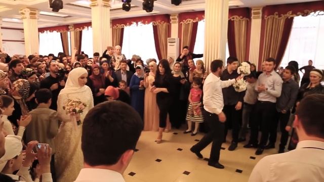 Свадьба Муминат Магомеой Лезгинка 2022. смотреть онлайн