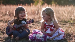 Мальчик рождается без опыта, девочка - с большим количеством навыков. Марина Таргакова.