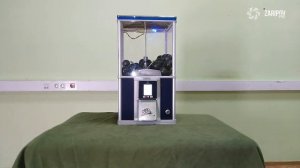 Механический торговый автомат c терминалом.