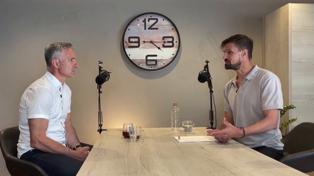 Partnerski odnos ruši tisti, ki je predober, da bi bil slab (Matej Škufca)–Urban Urbanc podcast #33 смотреть онлайн