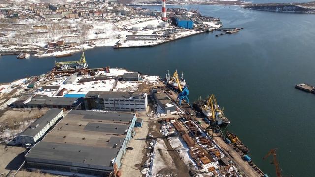 4К Прогулка по городу Петропавловск-Камчатский. Садовая. 16 апреля 2022 смотреть онлайн