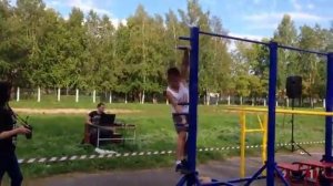 Чемпионат Северска по Воркауту - 'Фристайл' I место среди парней  до 14 лет.Игорь Поцепня