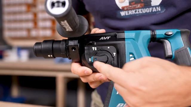 Schlägt Bosch Makita? Das Bohrhammer-Duell! Bosch VS Makita | 18V gegen 36V | Inkl. Verlosung смотреть онлайн