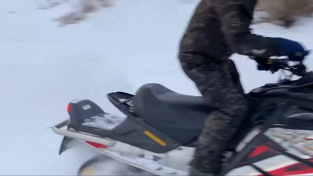 ПОКАТУШКА #5 ТРАМПЛИНЫ,ПРЫЖКИ,ЭКШЕН,СНЕГОХОДЫ.Yamaha Ventura Multi Purpose, SKI-DOO,РУССКАЯ МЕХАНИК смотреть онлайн