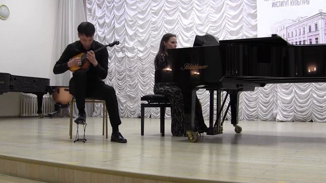 Гайнуллин Ильнур (домра) Класс профессора Ненашевой Т.А.