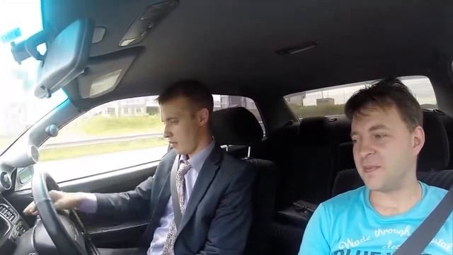 Встроенный микрофон в кейсе практически не работает ( смотреть онлайн