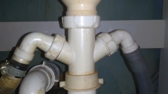 Прочистка засора фановых труб канализации мойки смотреть онлайн