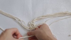 Подставка под горячее. Техника макраме. Салфетка-макраме