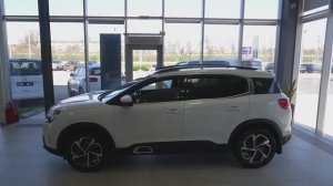 Заглянем в Ситроен C5 Aircross