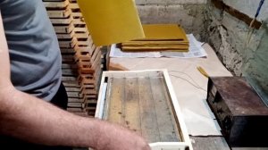 Как  быстро наващить рамки для пчел.