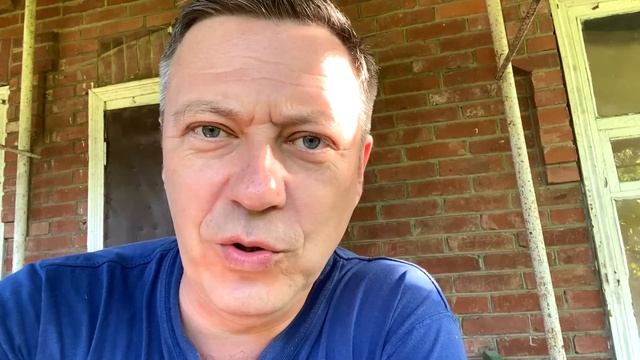 МИТЯ разводит ЁЖИКОВ пока я в доме на ЮГЕ собираю первый урожай смотреть онлайн