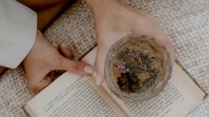Увидев возле подъезда лучшей подруги машину мужа, удивлению жены не было предела...