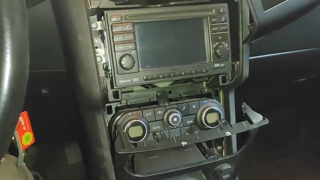 Ниссан Кашкай - как снять магнитолу. смотреть онлайн