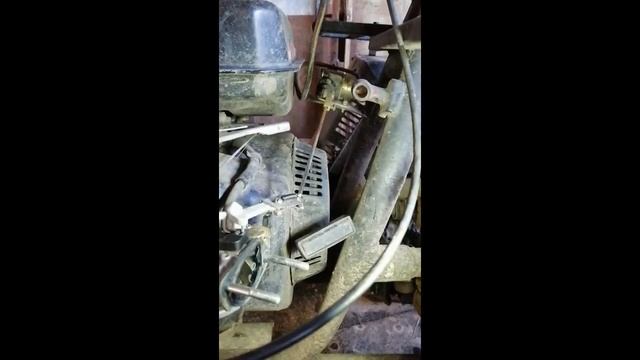 Управление воздушной заслонкой двигателя мотоблока.