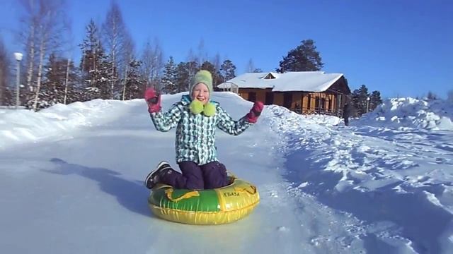 Зимние игрища БОЛЬШОЙ семьи | Нескучный отдых: ватрушки-лыжи-нарты | Зима на крайнем севере смотреть онлайн