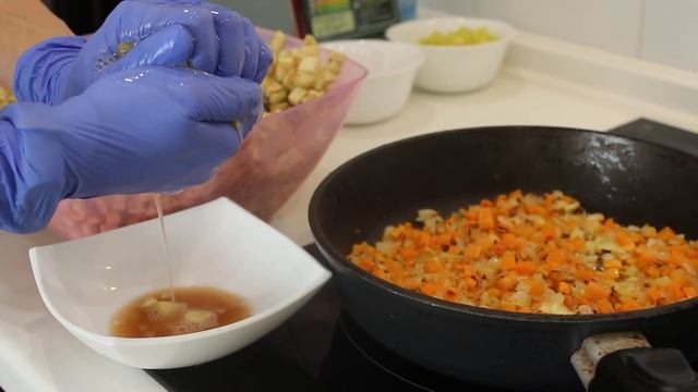 РЕЦЕПТ:ИКРА ИЗ БАКЛАЖАН/БАКЛАЖАННАЯ ИКРА/ЖАРЕНАЯ ДОМАШНЯЯ ИКРА ИЗ БАКЛАЖАН/СуперВкусно