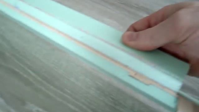 Самолет -крыло из потолочки и линеек, размах 1.8 метра. смотреть онлайн