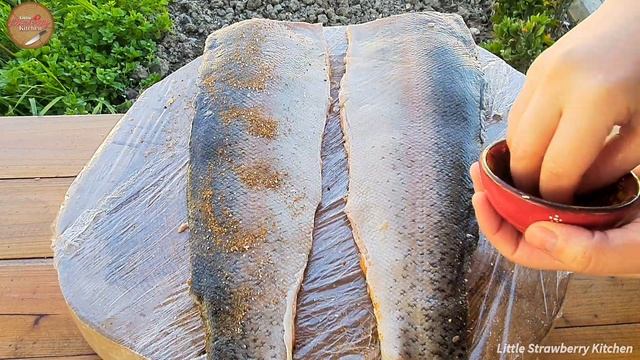 Super Crispy Fried Fish Recipe/ How To Fry Trout Fish смотреть онлайн