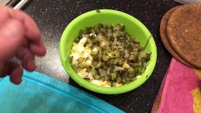 Салат из морской капусты с картофелем и сайрой эпизод №743 смотреть онлайн