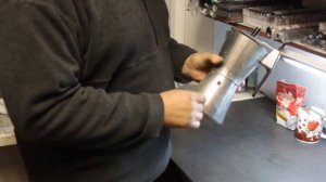 Гейзерная кофеварка-немного мистики :))) и кофе готов.