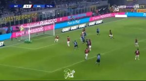 Spettacolare punizione di Eriksen - Inter 4/2 Milan