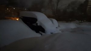 Опять пришел снег 22.01.22 г.  Только вчера чистили двор...