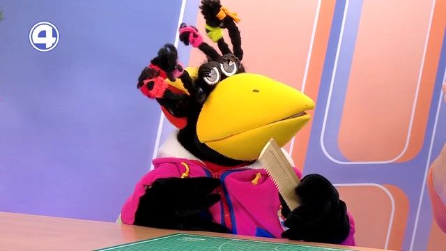 КАК СДЕЛАТЬ ГУБНУЮ ГАРМОШКУ ИЗ РАСЧЕСКИ. Дворовые музыкальные инструменты. Капашилки 03.03.23 смотреть онлайн