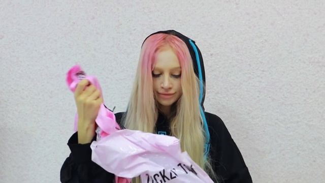 Распаковка посылки из Америки. Подкинули трусики???! смотреть онлайн