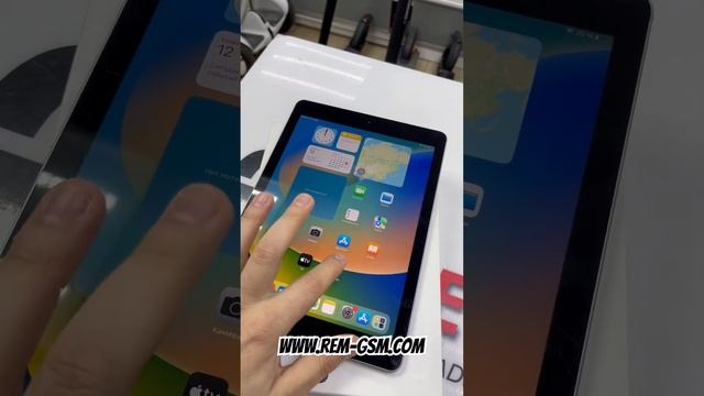 Apple IPad 6 32gb wi fi