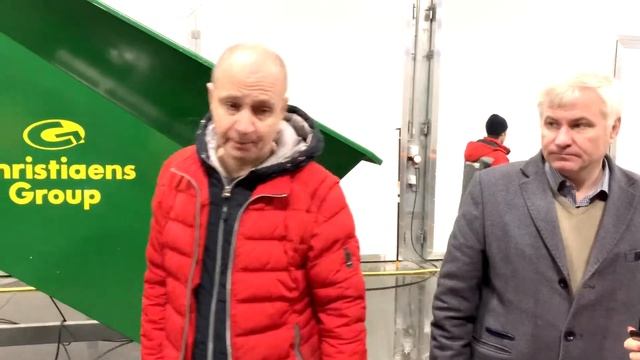 Загрузка первого компоста в камеры выращивания грибов смотреть онлайн