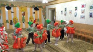 Овощной рэп на осеннем утреннике 2015 в старшей группе д с Росинка Воспитатель Леонтович С В