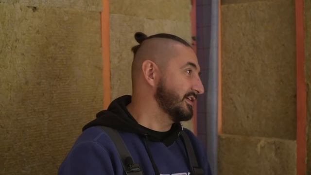 СКРЕПКА: Утеплили дом | Установили зенитные фонари | Cерия 10