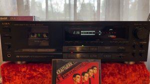 Aiwa Excelia XK-009 воспроизводит и пишет.