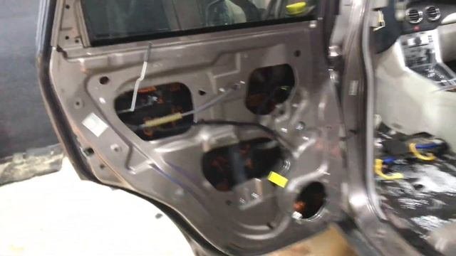 Opel Antara шумка Комфортмат. Ряд решений, который уменьшает степень проникновения шума в салон