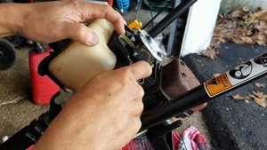 FREE RYOBI 31CC 410R GAS ROTOTILLER CULTIVATOR FUEL LINE PRIMER BULB INSTALLATION STUCK NEEDLE FAIL