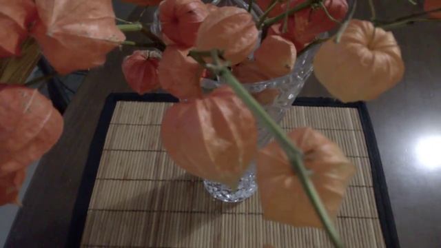 Букет из цветов, который долго стоит/A bunch of flowers, which is for a long time смотреть онлайн