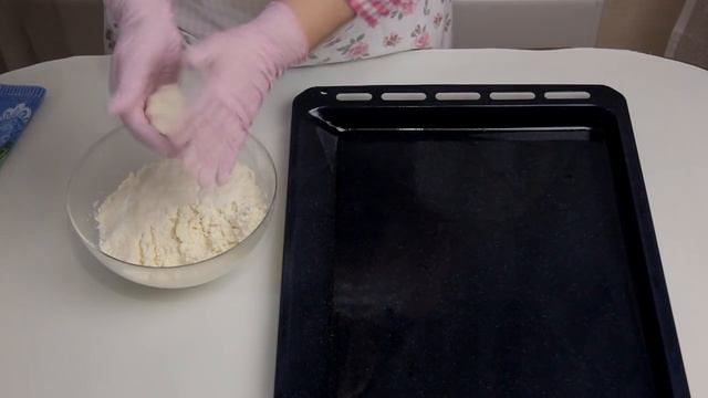 Сырники из творога в духовке. Твороженные сырники. смотреть онлайн