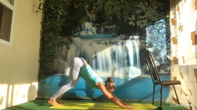 Йогу каждый день .Урок 3 (комплекс для спины ) смотреть онлайн