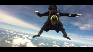 Skydiving Perm. Первый прыжок с парашютом Антона, 7.06.2015 г. Пермь, аэродром "Фролово"