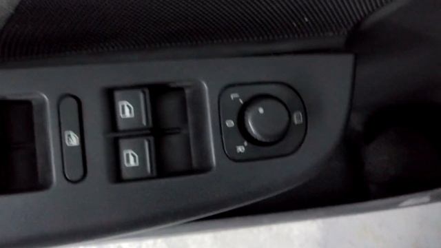 Как снять обшивку водительской двери Golf 5 смотреть онлайн