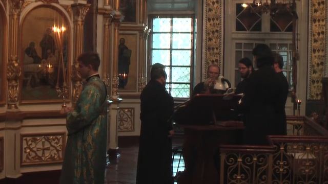 Взбранной воеводе. Алтарный хор духовенства Кафедрального собора