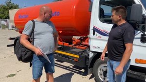 Поздравляем Юрия с приобретением Hyundai HD78 Ассенизатора! Бостон Авто