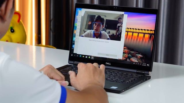 [ Đánh giá nhanh ] Dell Latitude 7390 2in1 - Laptop Cảm Ứng, Xoay Gập 360 Giá Siêu Rẻ смотреть онлайн