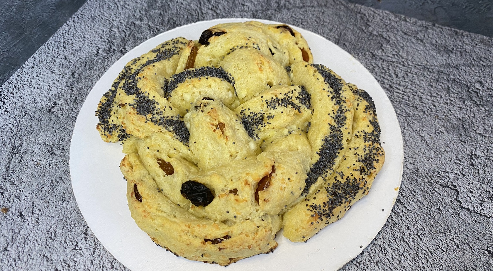 ПП ТВОРОЖНАЯ ПЛЕТЕНКА С ИЗЮМОМ , БЕЗ САХАРА, КБЖУ в описании