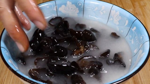 喜欢吃腐竹的要收藏，教你懒人做法，色香味俱全，开胃又下饭【刘姐厨房 Magic Food】#腐竹