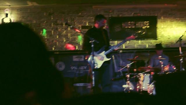 Brad Alan Band-Empty Arms with Better Audio смотреть онлайн