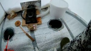 Бешеный клев плотвы в глухозимье.Зимняя рыбалка 2018 на плотву в палатке с комфортом в мороз.