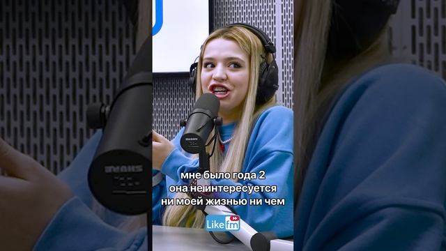 Как Юля Гаврилина стала крестной мамой ребенка Ани Ищук