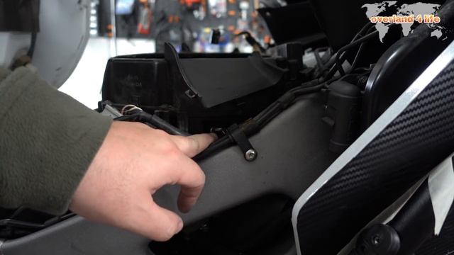 cambio candele su Honda Crosstourer GUIDA 1/2 смотреть онлайн